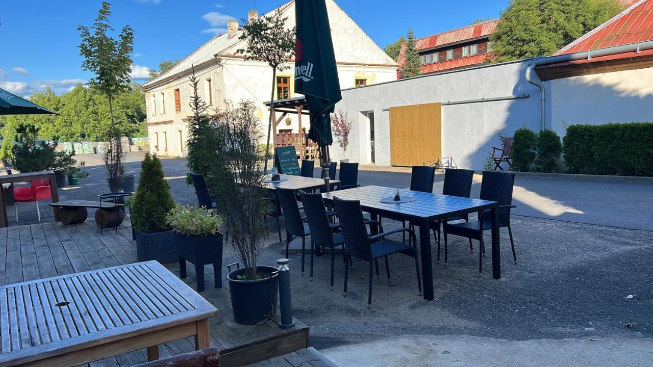 Campingplatz Jaegerhaus K Myslivne 26 Libochovice